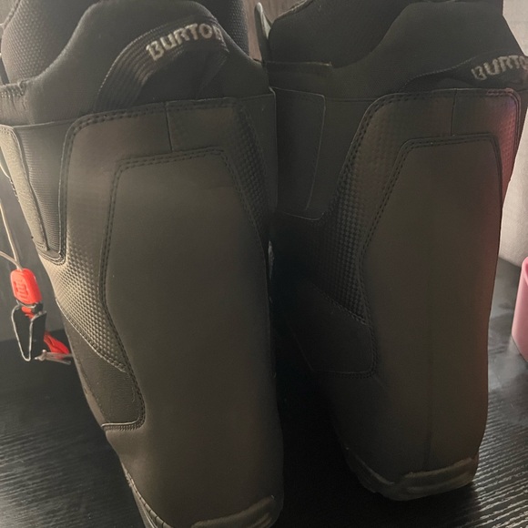 Burton Black Men's Rain & Snow Boots - Picture 6 of 6